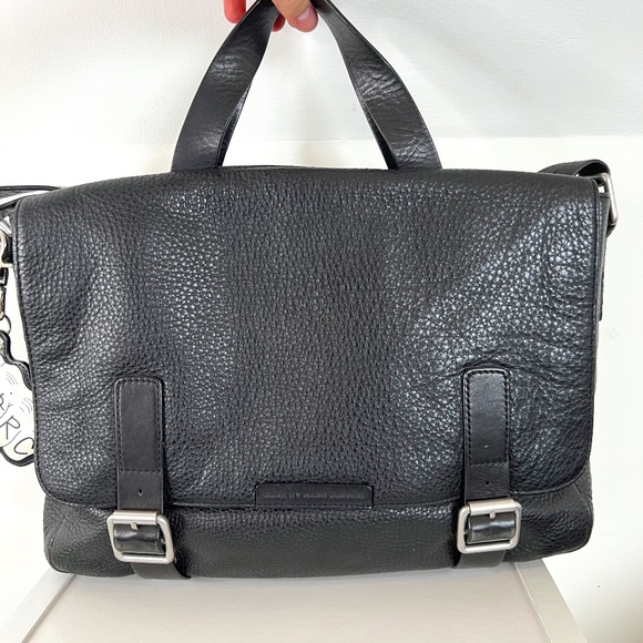 Marc by Marc Jacobs - Men's Briefcase in Grained/Pebbled Italian Leather + Charm - Picture 1 of 16